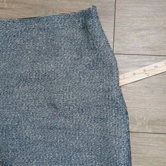 BANANA REPUBLIC Tweed Skirt Navy blue white  Sz 14 Frayed edges Metallic threads - Picture 7 of 9